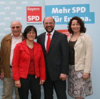 2009 beim Treffen mit MdEP Schulz: Bruno Mieslinger, MdL Johanna Werner-Muggendorfer, MdEP Martin Schulz, Ruth Müller